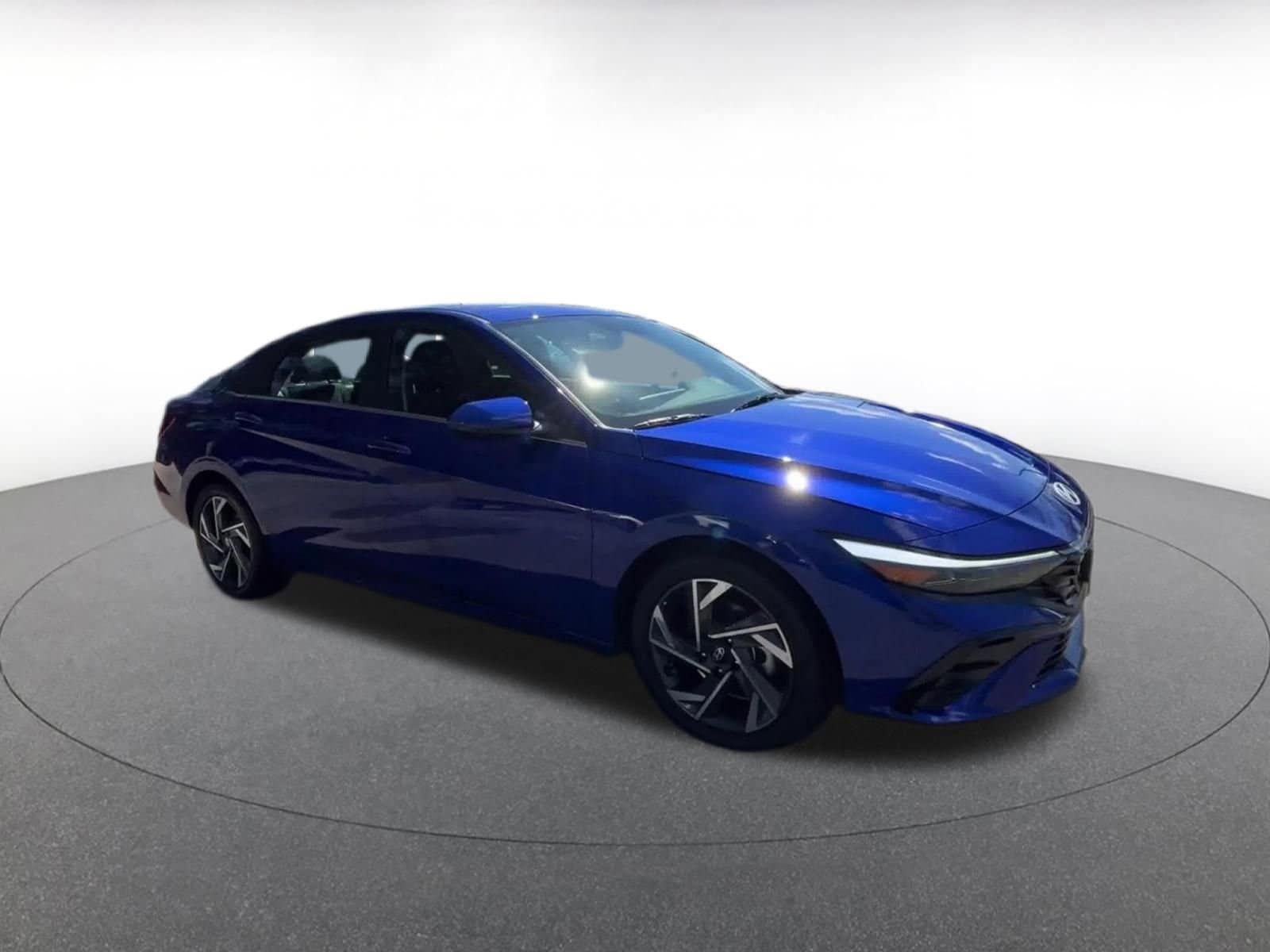 Thumbnail: 2025 Hyundai Elantra - 2