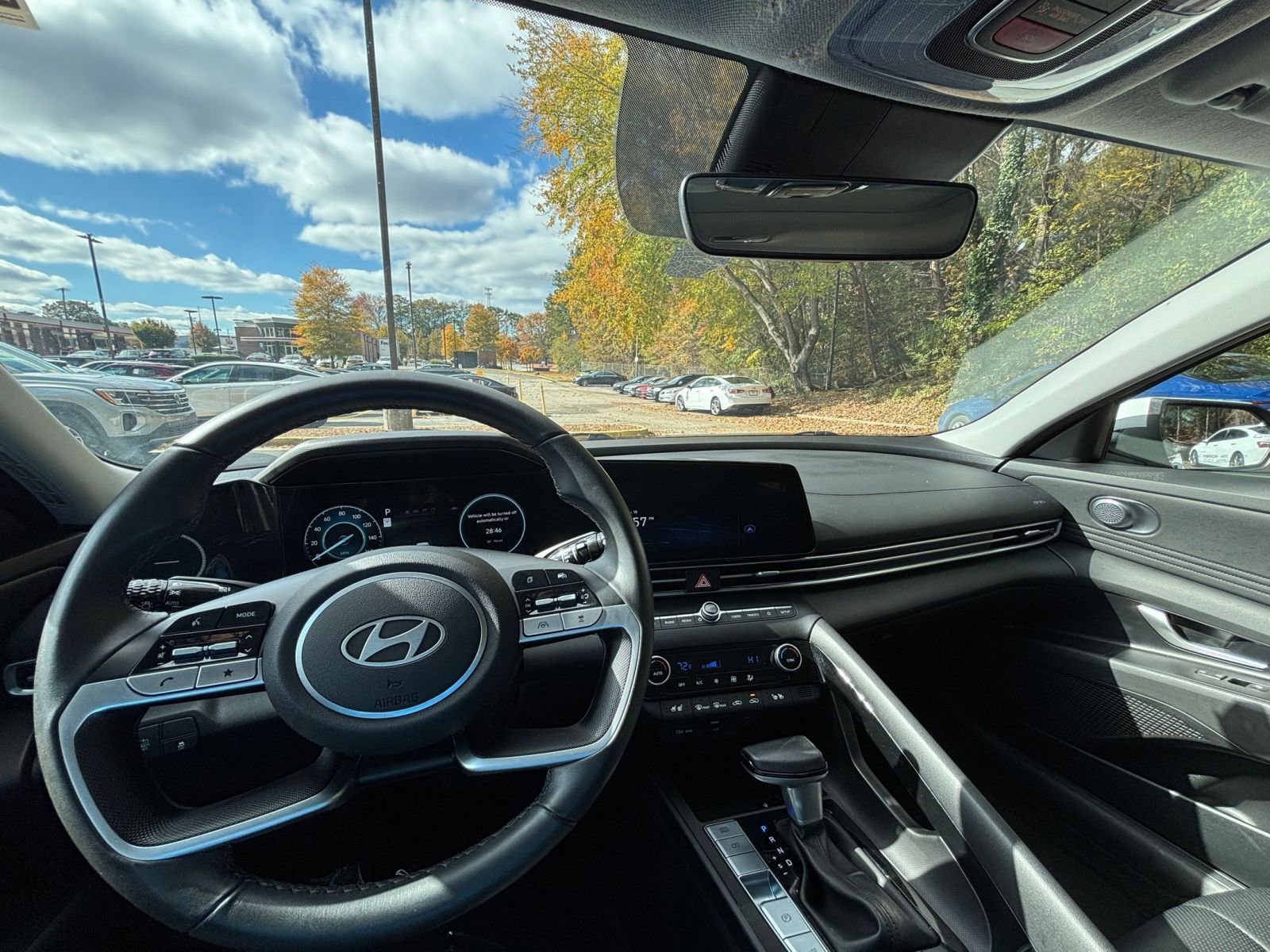 Thumbnail: 2025 Hyundai Elantra - 33