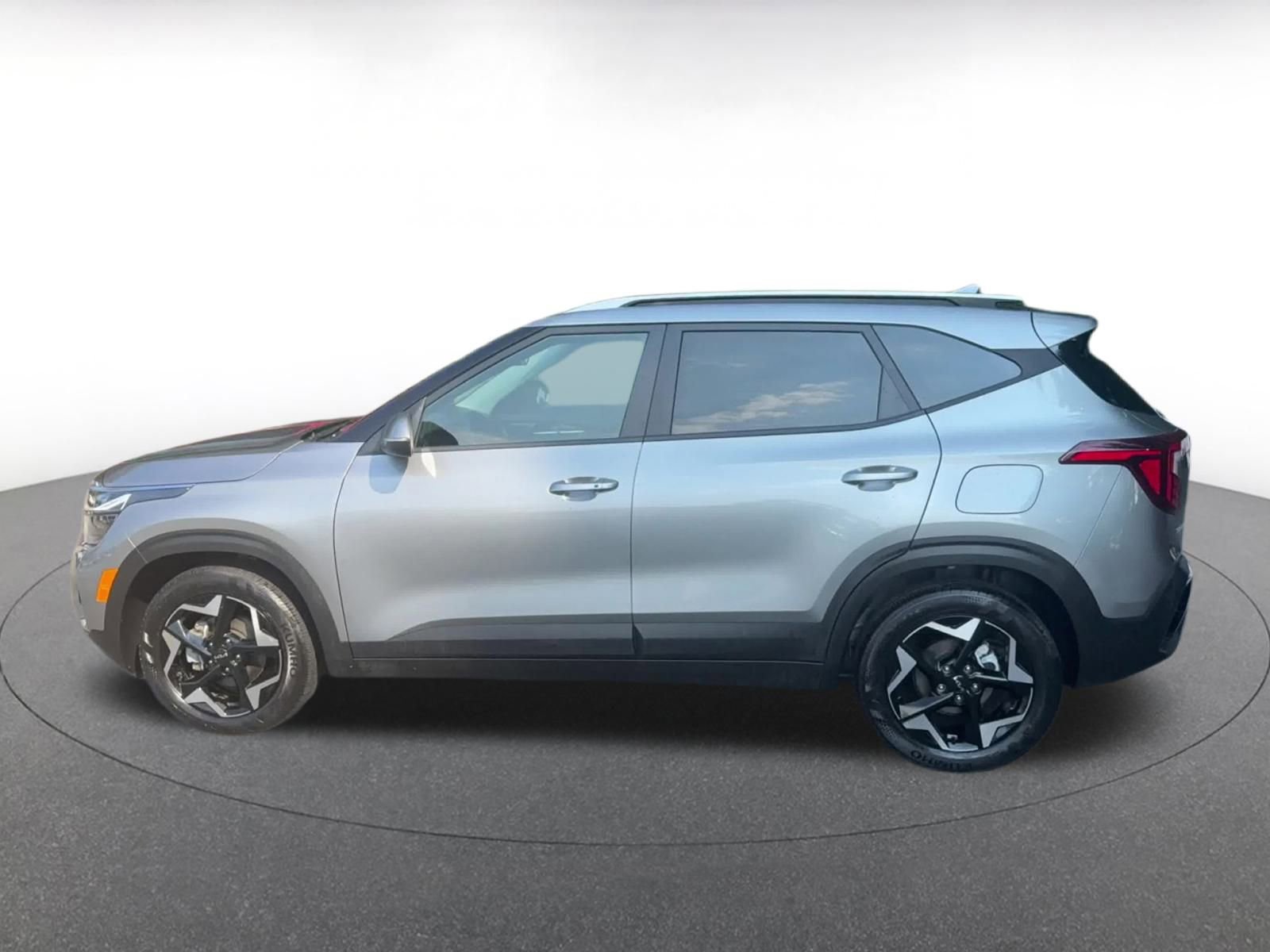 Thumbnail: 2025 Kia Seltos - 9