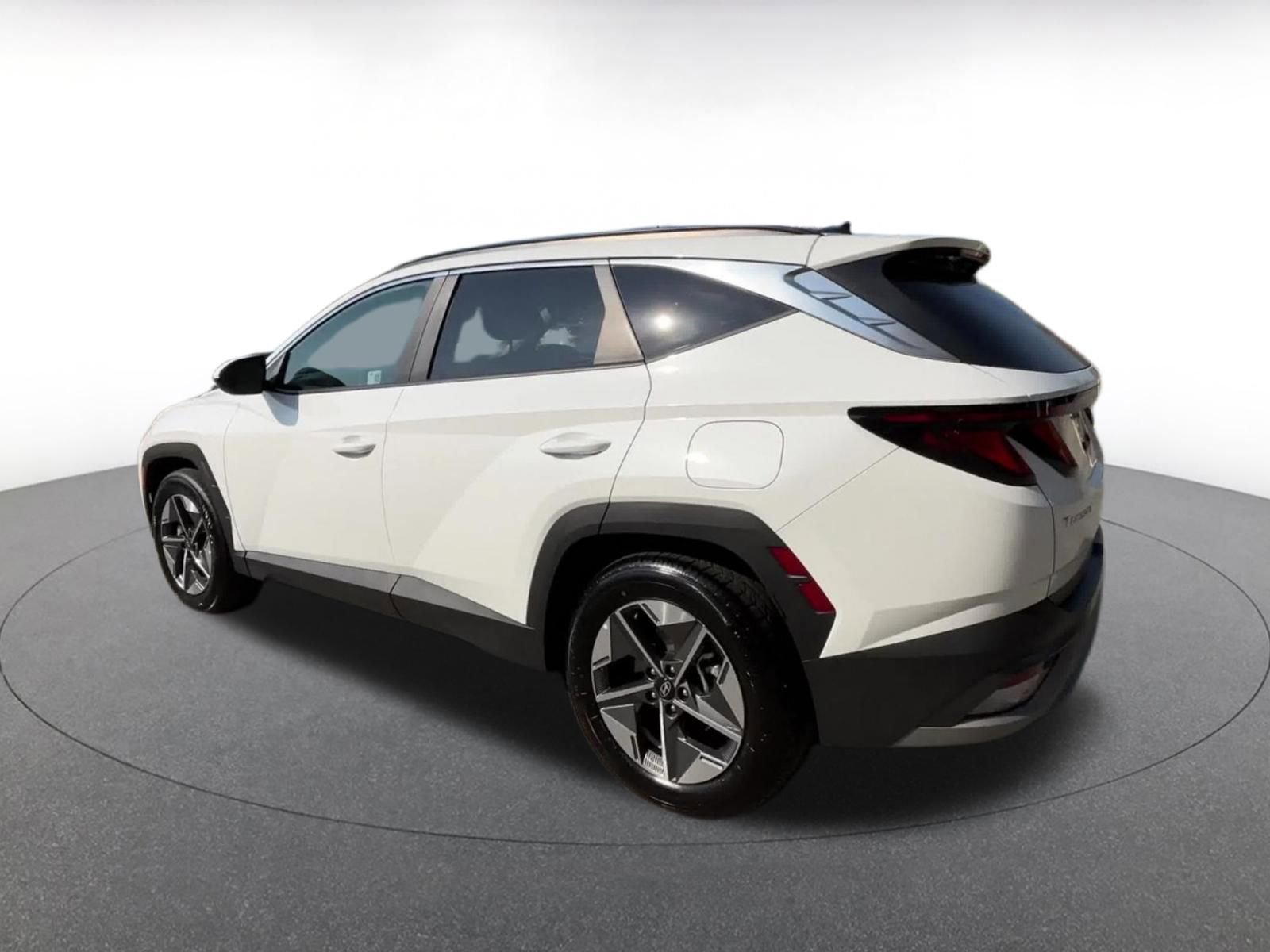 Thumbnail: 2025 Hyundai Tucson - 10