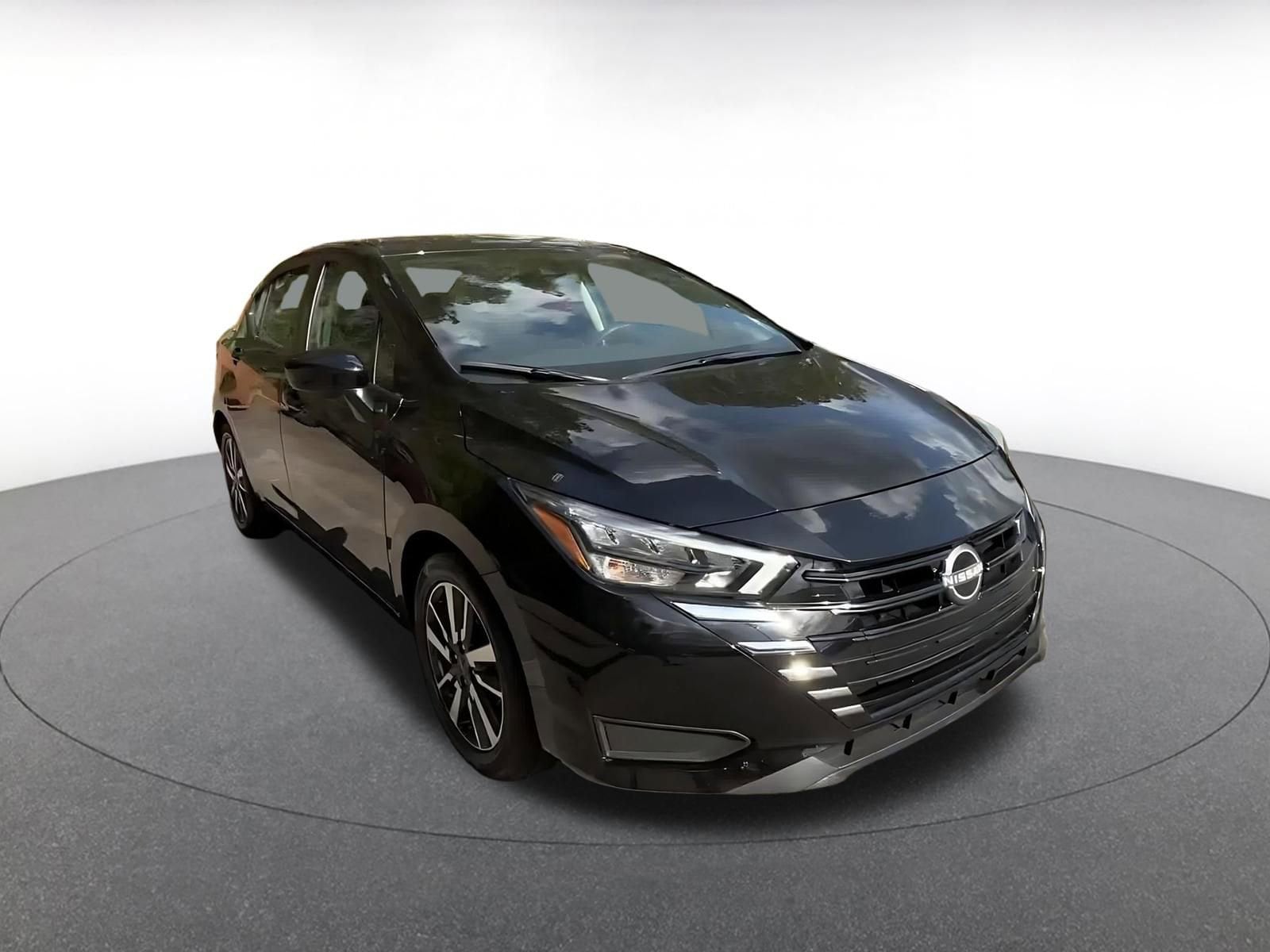 Thumbnail: 2025 Nissan Versa - 3