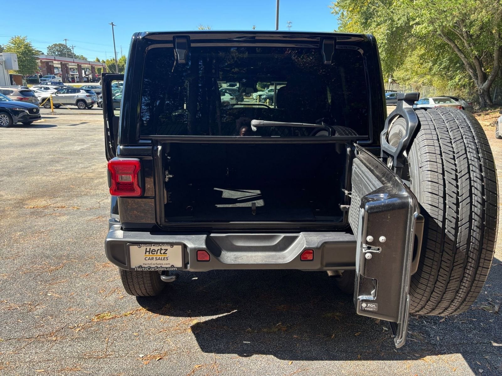 Thumbnail: 2025 Jeep Wrangler - 31