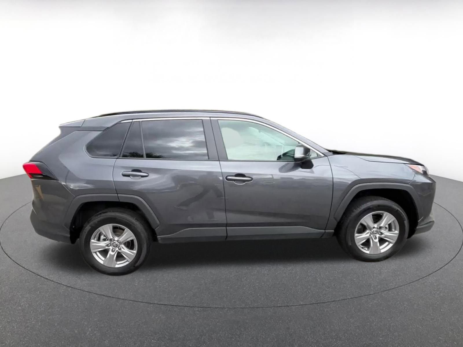 Thumbnail: 2025 Toyota RAV4 - 16