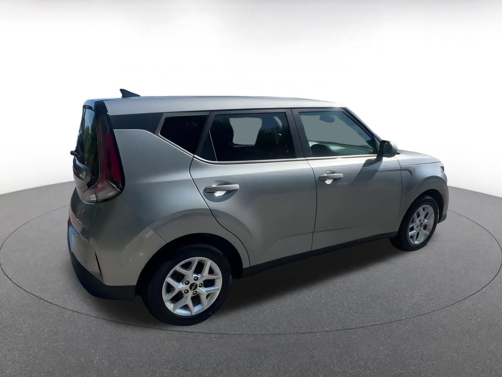 Thumbnail: 2023 Kia Soul - 15