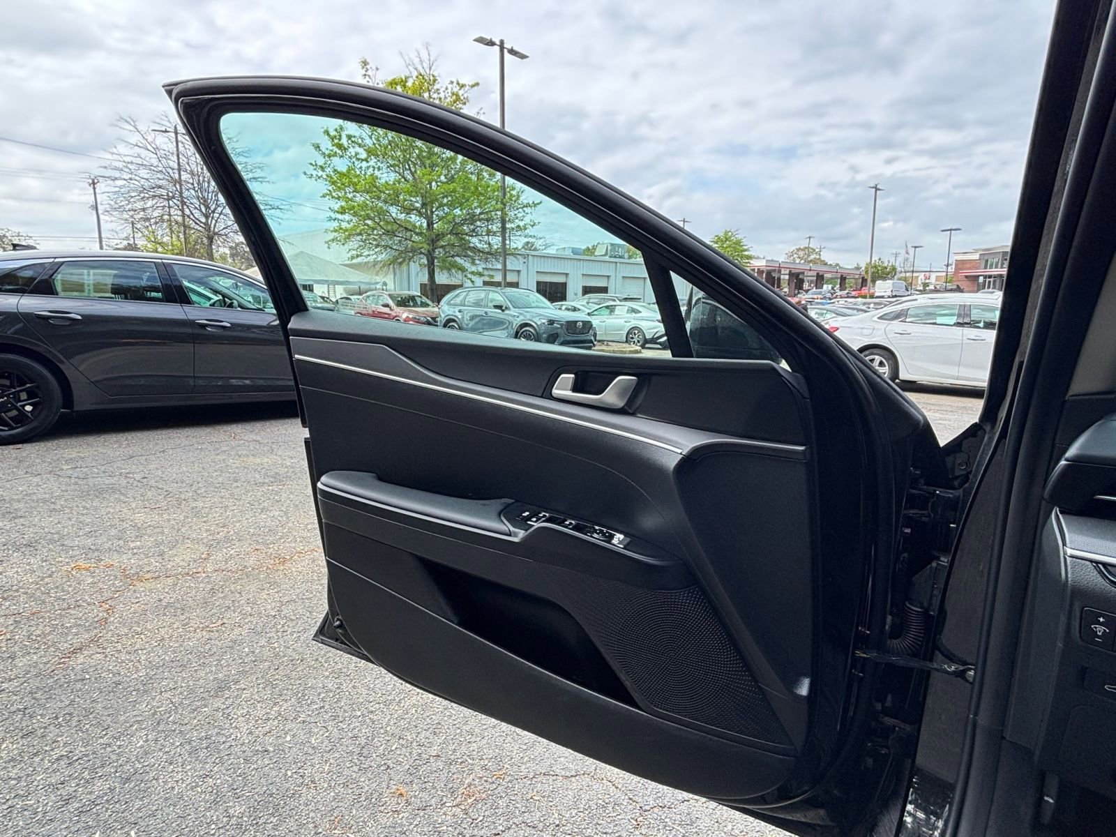 Thumbnail: 2025 Kia K5 - 18