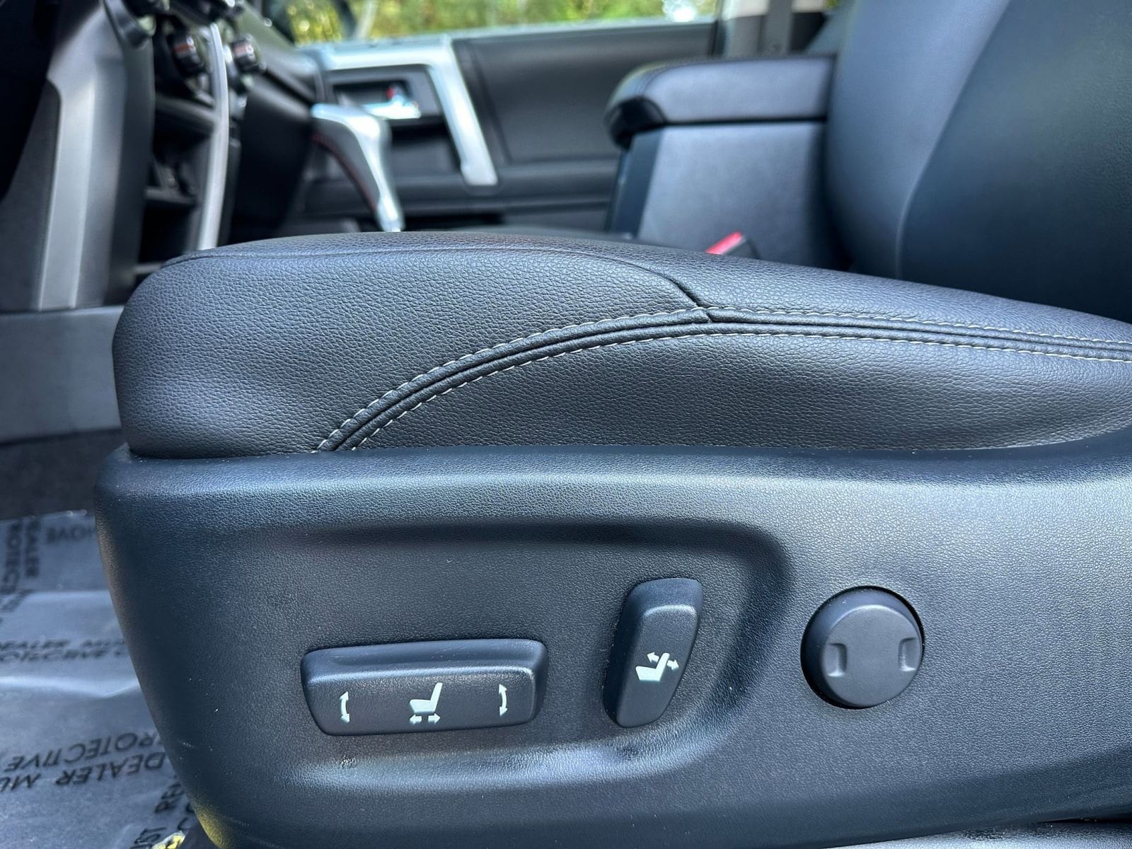 Thumbnail: 2024 Toyota 4Runner - 27