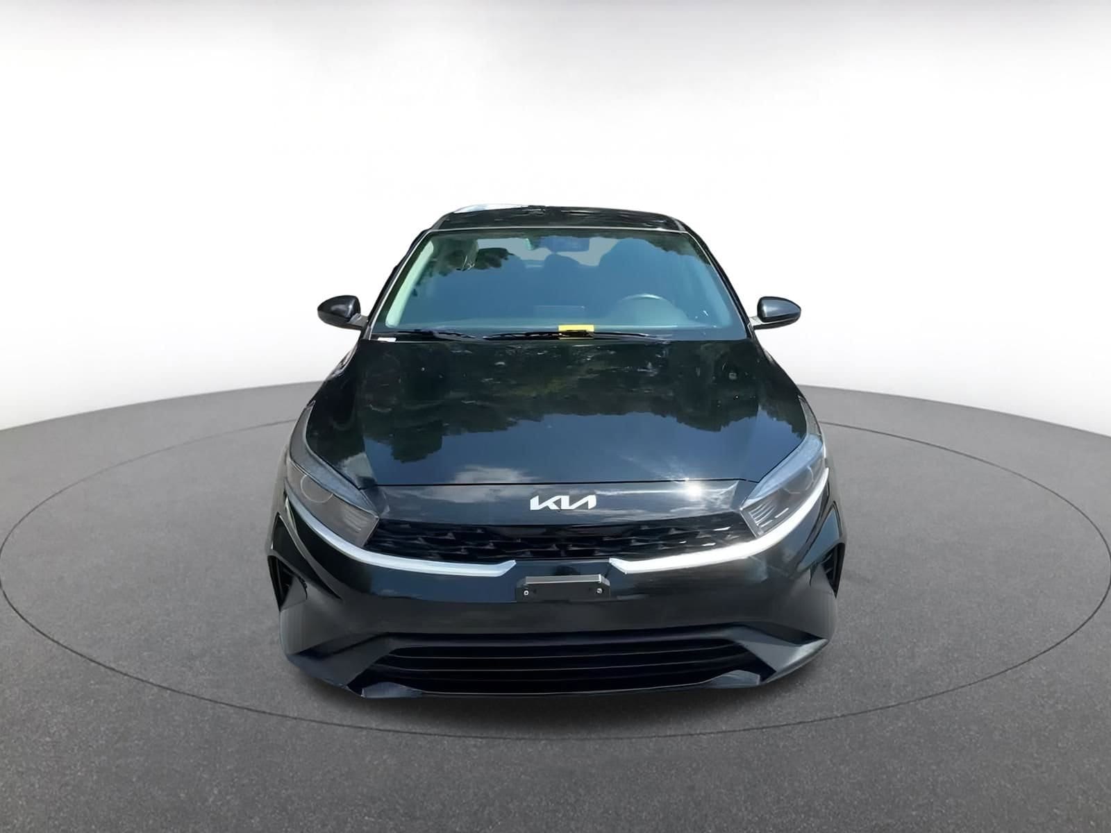 Thumbnail: 2024 Kia Forte - 5