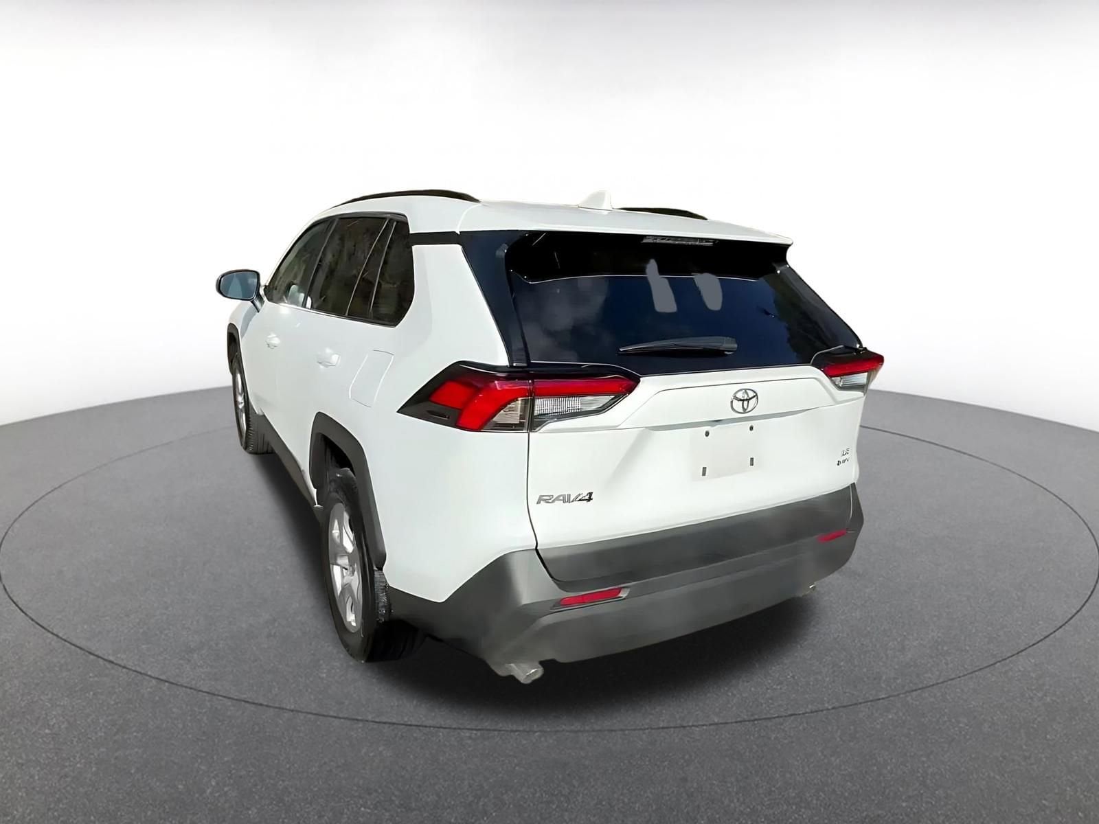 Thumbnail: 2025 Toyota RAV4 - 11