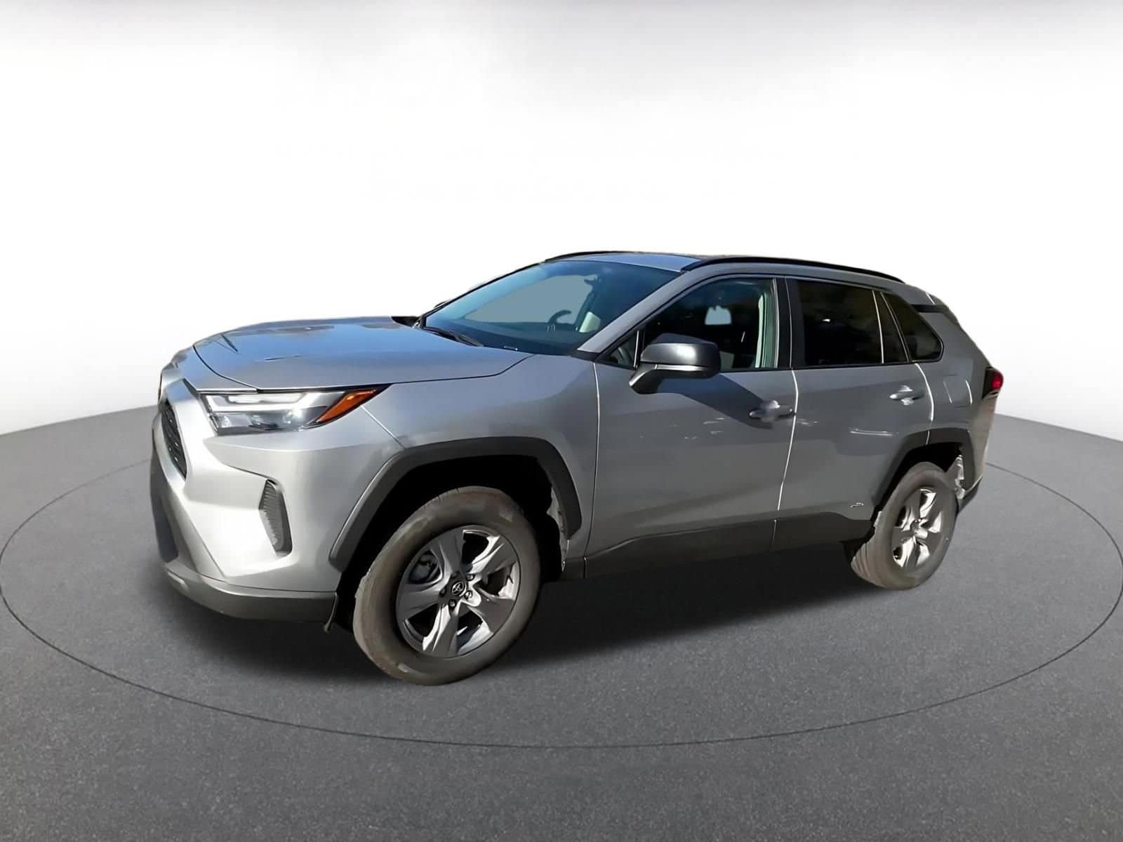 Thumbnail: 2025 Toyota RAV4 - 8