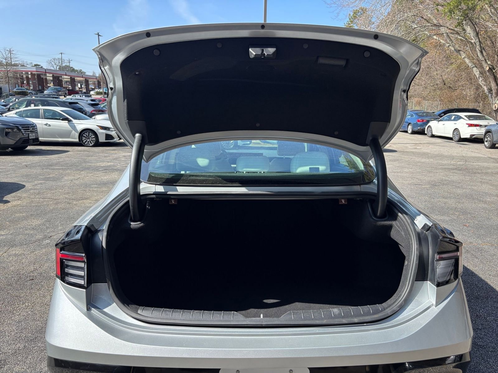 Thumbnail: 2025 Hyundai Sonata - 32