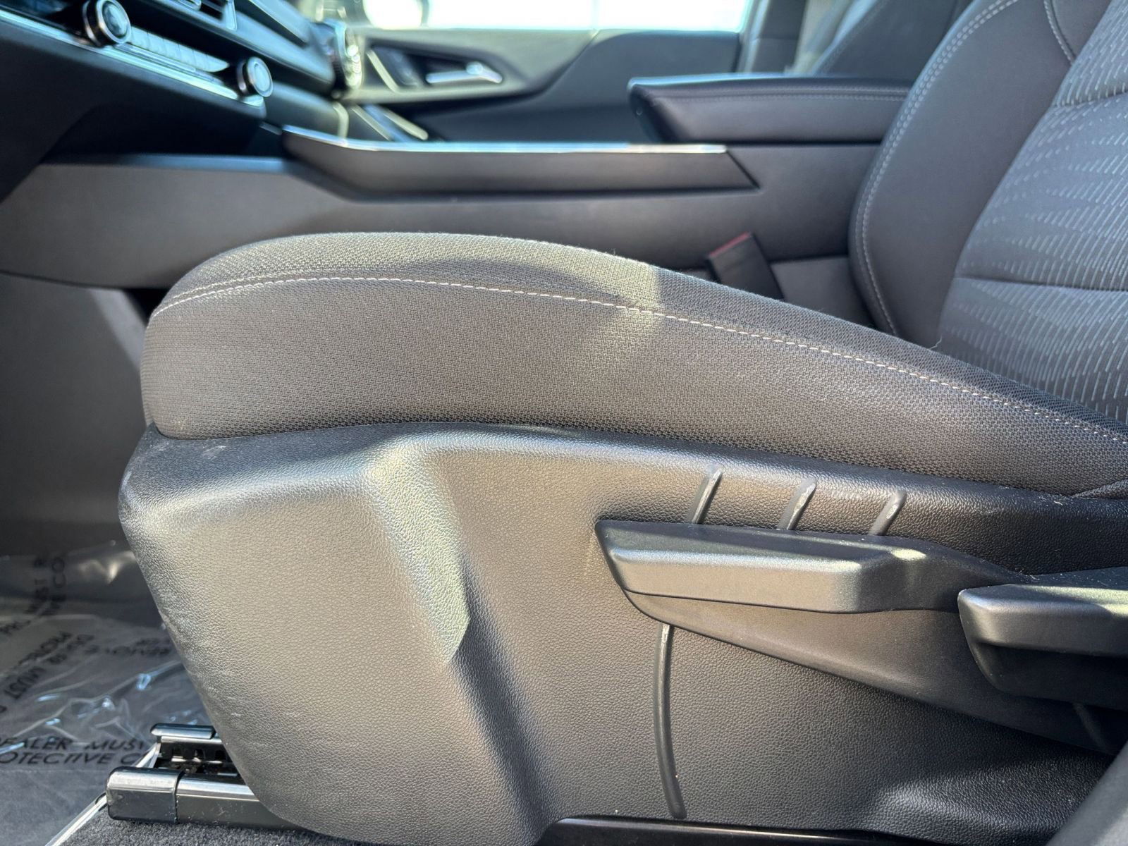 Thumbnail: 2025 Chevrolet Equinox - 27