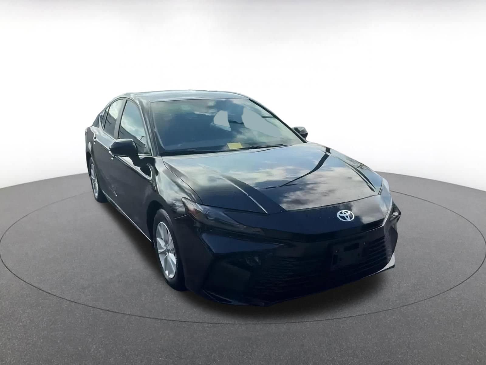 Thumbnail: 2025 Toyota Camry - 3