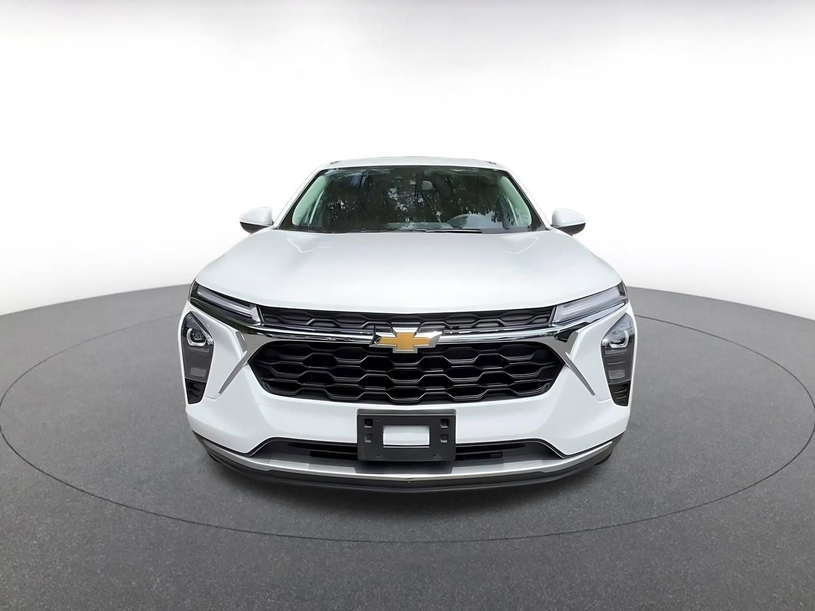 Thumbnail: 2025 Chevrolet Trax - 4