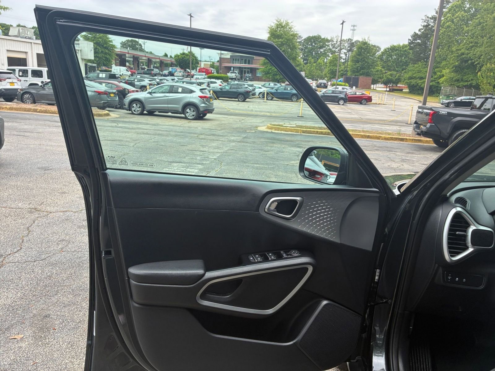 Thumbnail: 2025 Kia Soul - 18