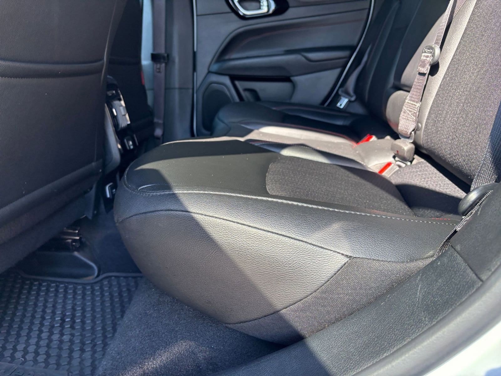 Thumbnail: 2025 Jeep Compass - 25