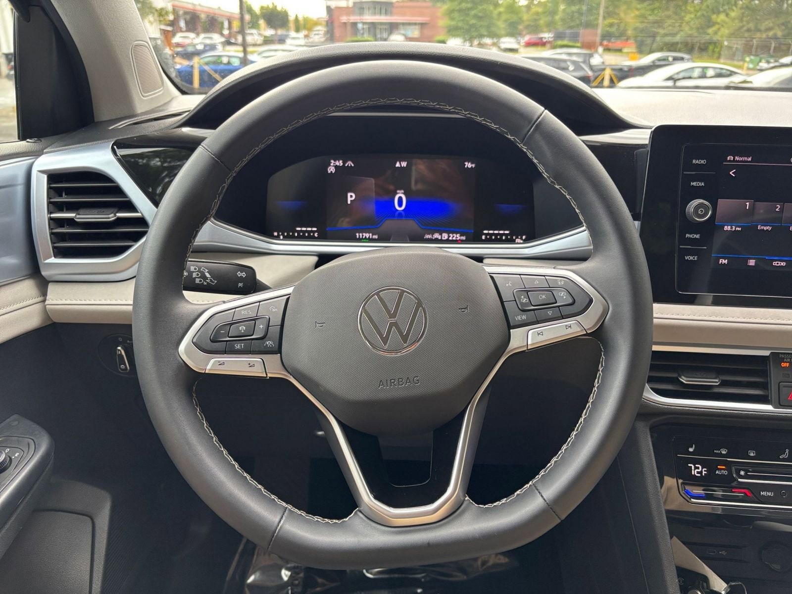 Thumbnail: 2025 Volkswagen Taos - 28