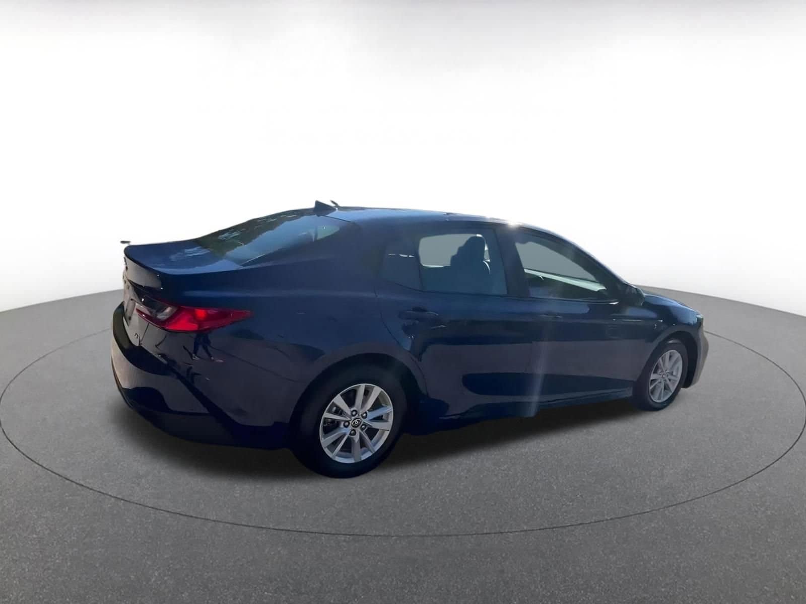 Thumbnail: 2025 Toyota Camry - 14