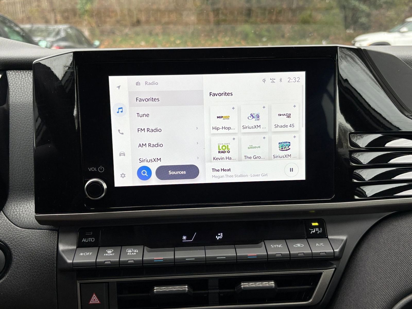 Thumbnail: 2025 Toyota Camry - 18