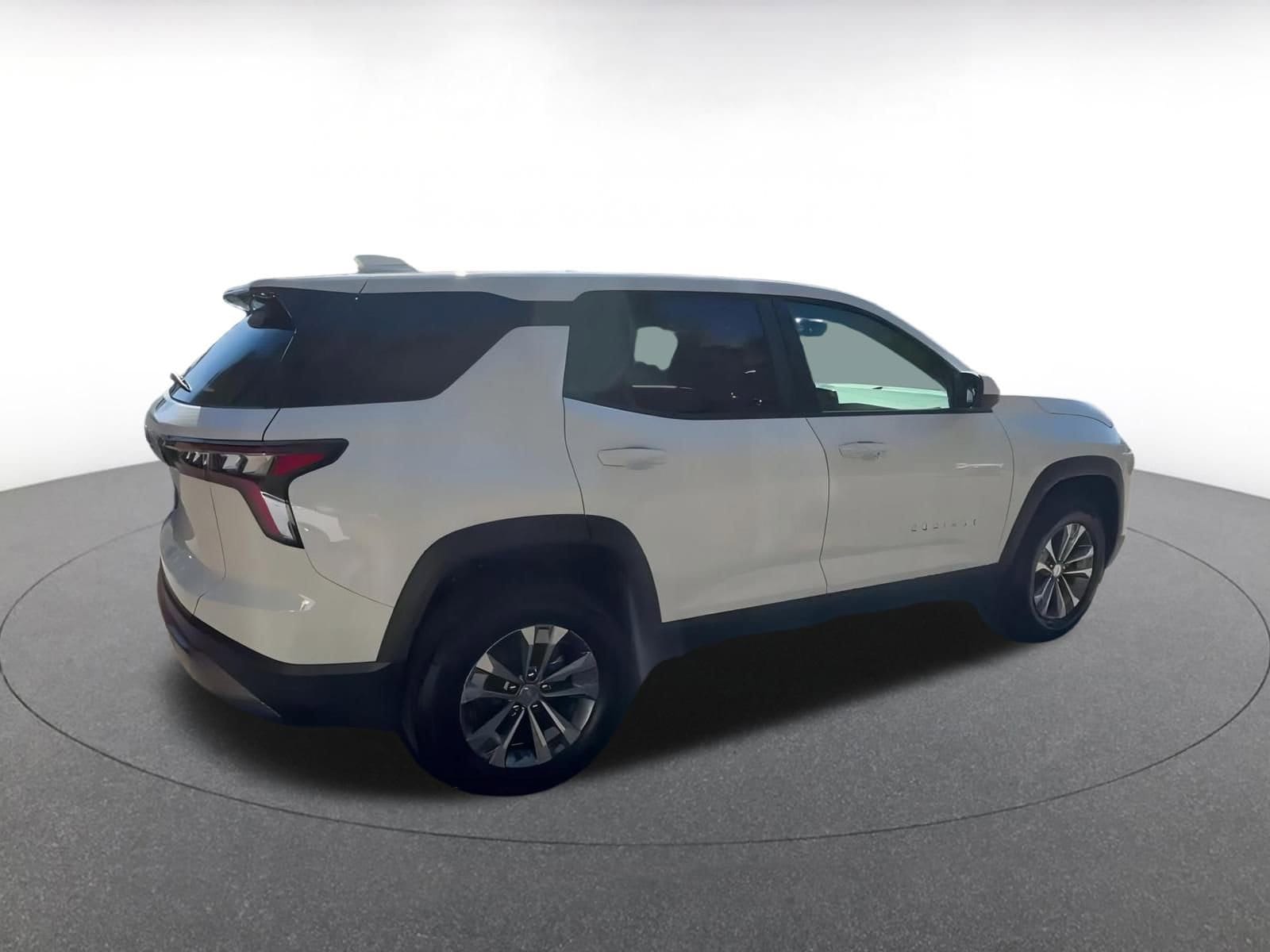 Thumbnail: 2025 Chevrolet Equinox - 14