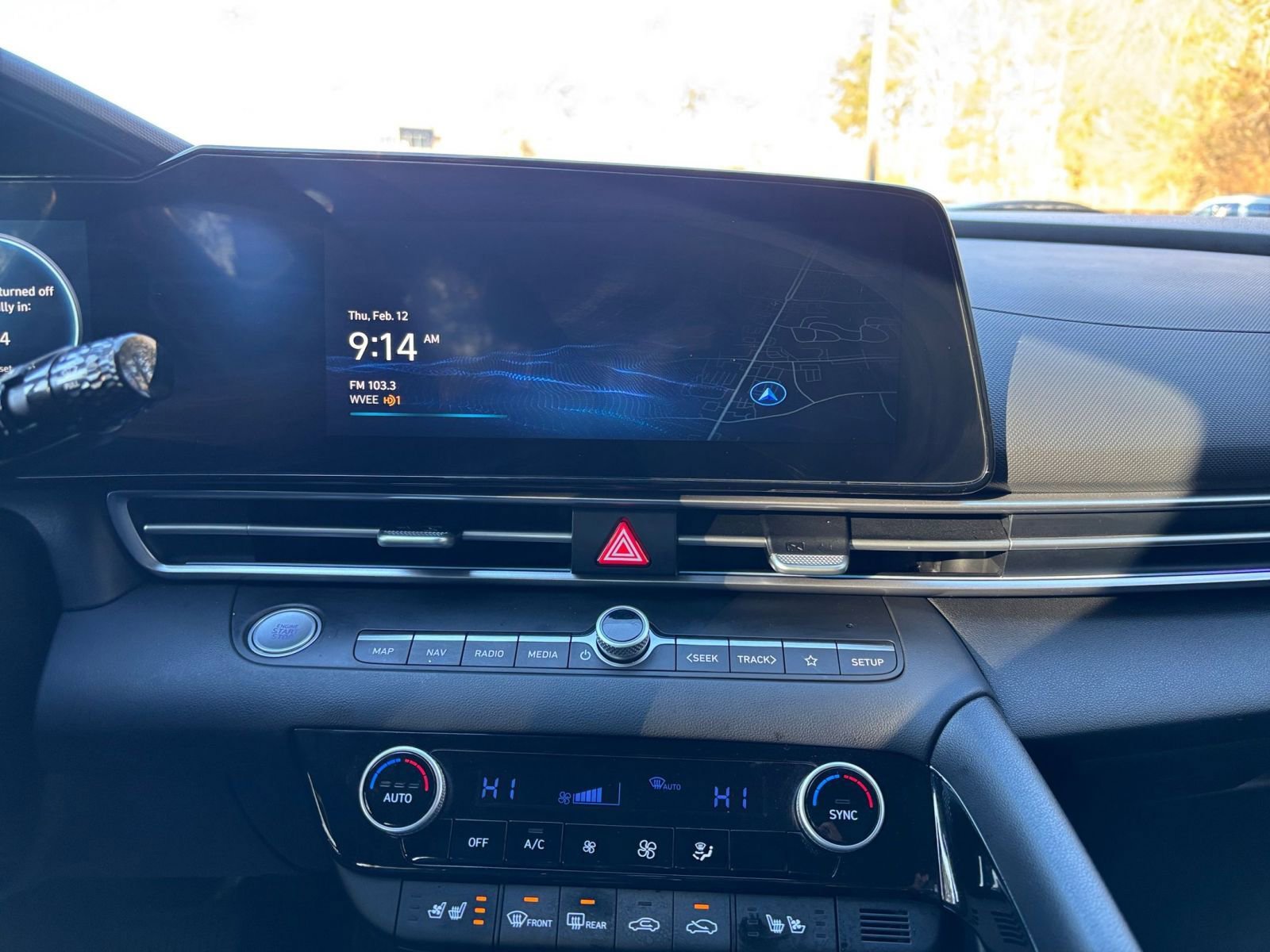 Thumbnail: 2025 Hyundai Elantra - 21