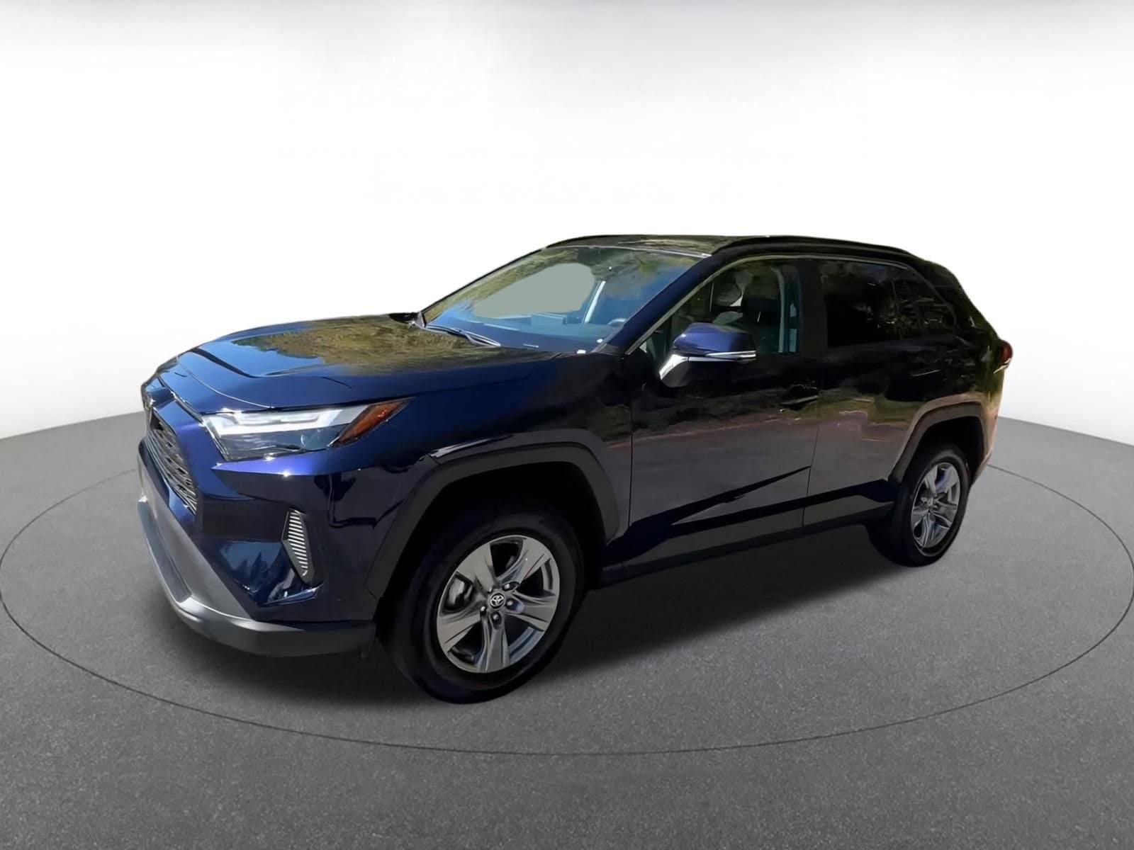Thumbnail: 2025 Toyota RAV4 - 7