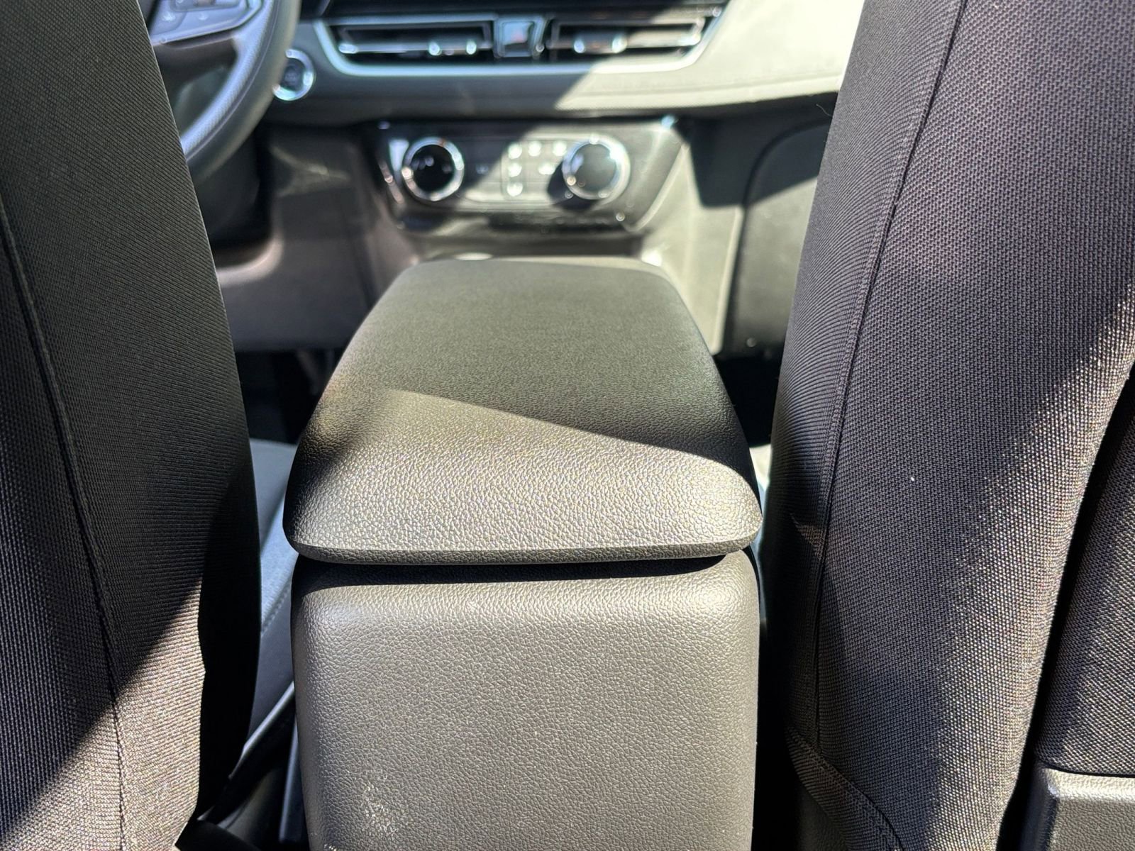 Thumbnail: 2025 Chevrolet TrailBlazer - 23