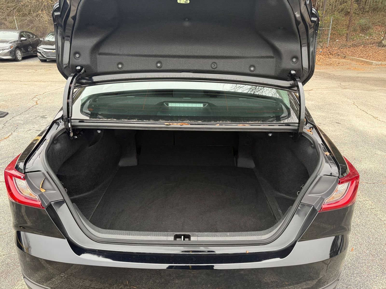 Thumbnail: 2025 Toyota Camry - 31