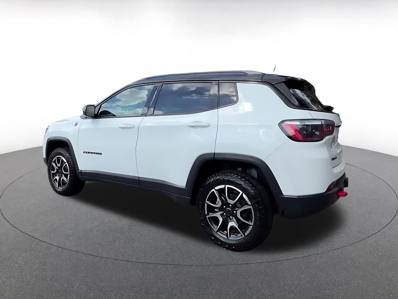 Thumbnail: 2025 Jeep Compass - 10