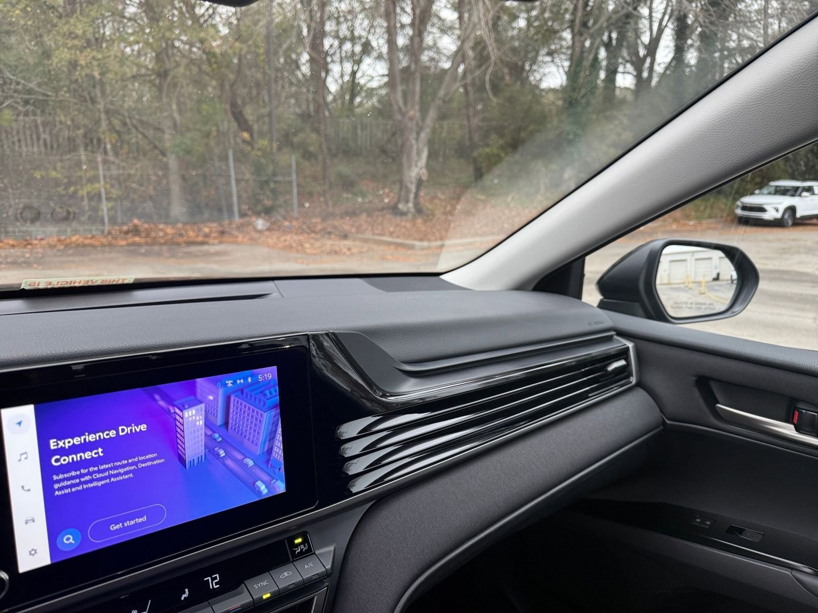 Thumbnail: 2025 Toyota Camry - 35