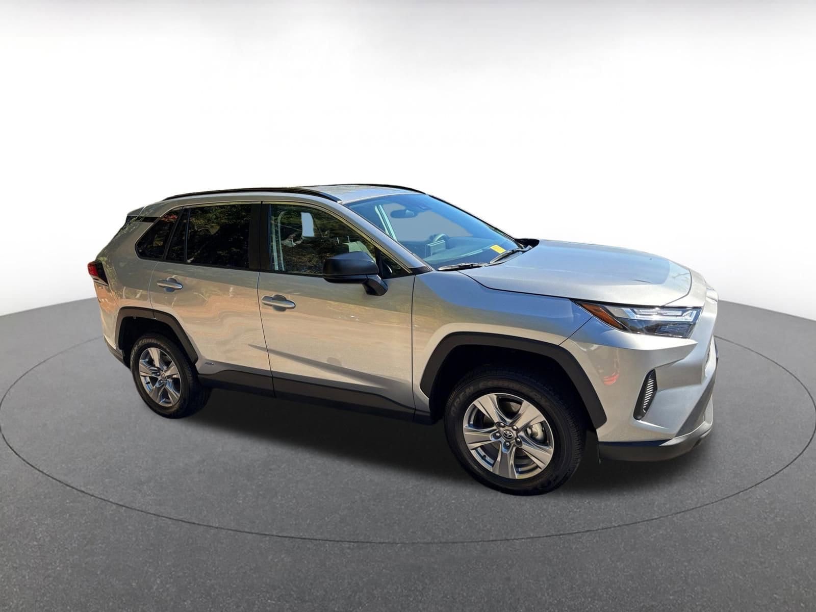 Thumbnail: 2025 Toyota RAV4 - 1