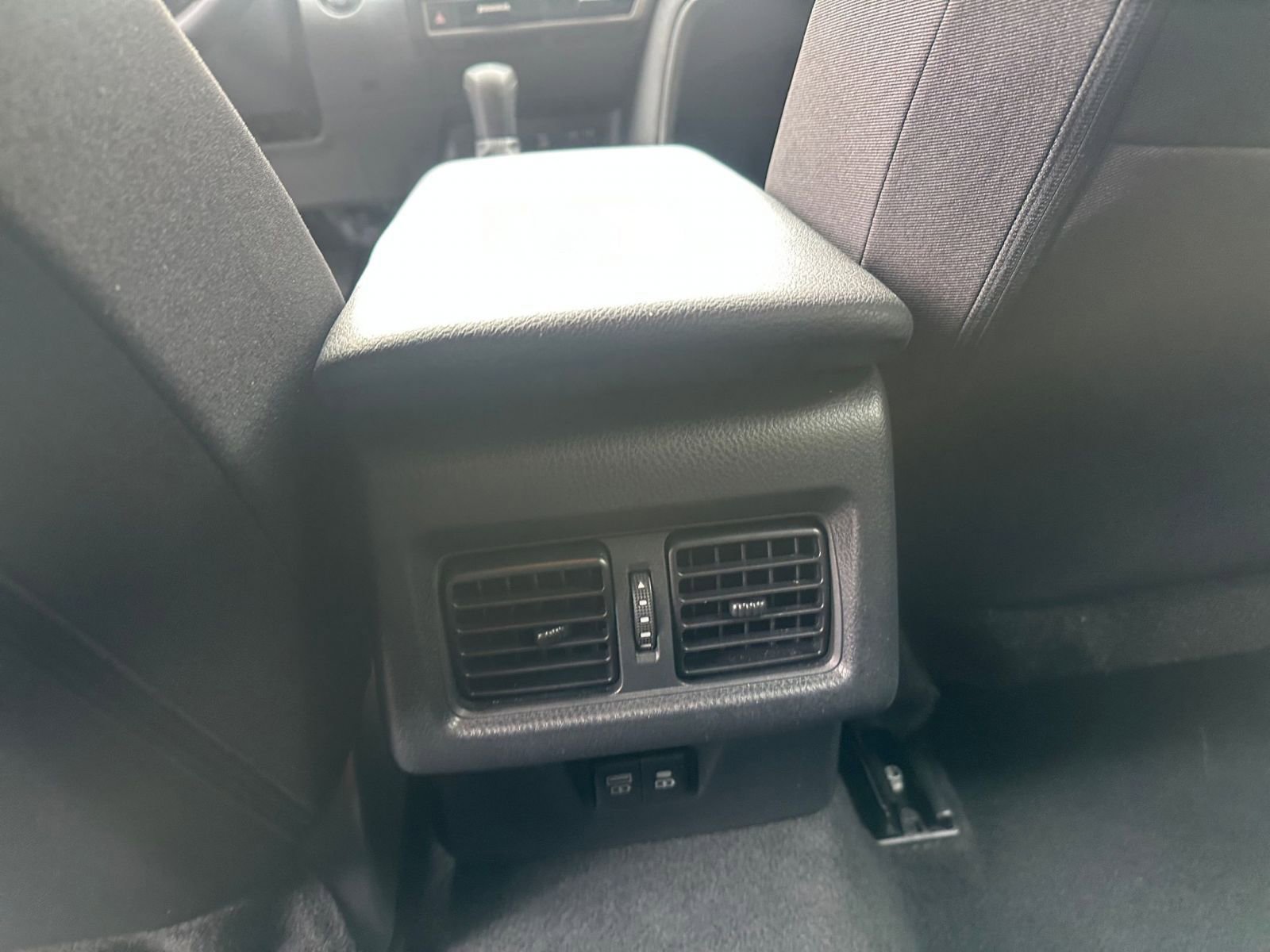 Thumbnail: 2025 Toyota Camry - 24