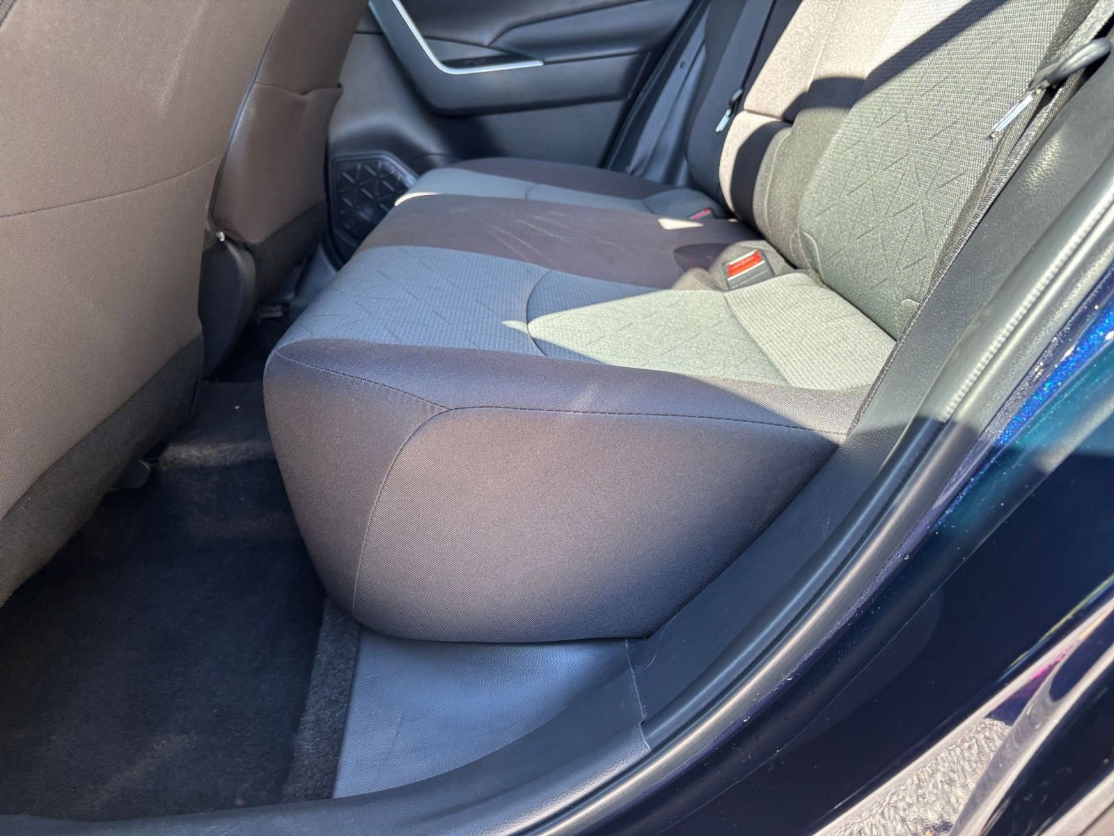 Thumbnail: 2025 Toyota RAV4 - 25