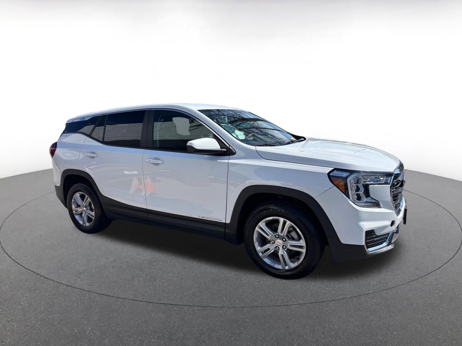 Thumbnail: 2024 GMC Terrain - 1