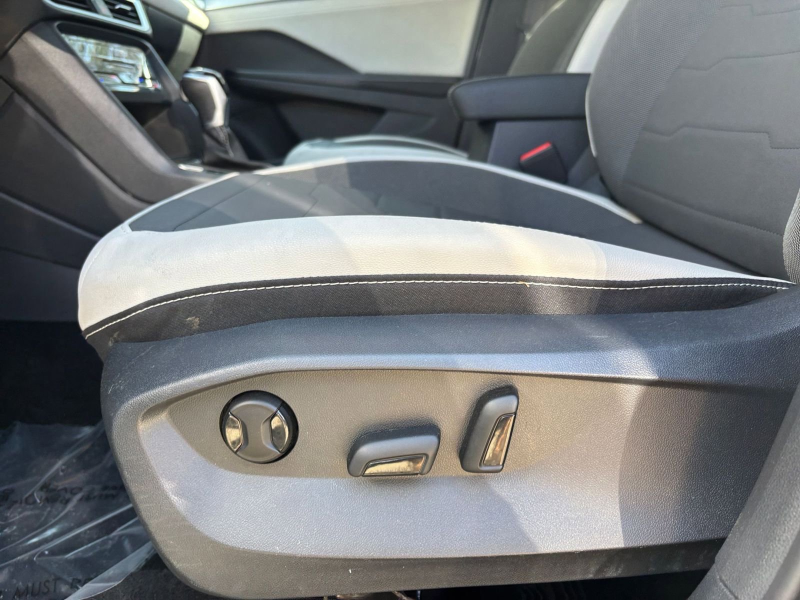 Thumbnail: 2025 Volkswagen Taos - 28