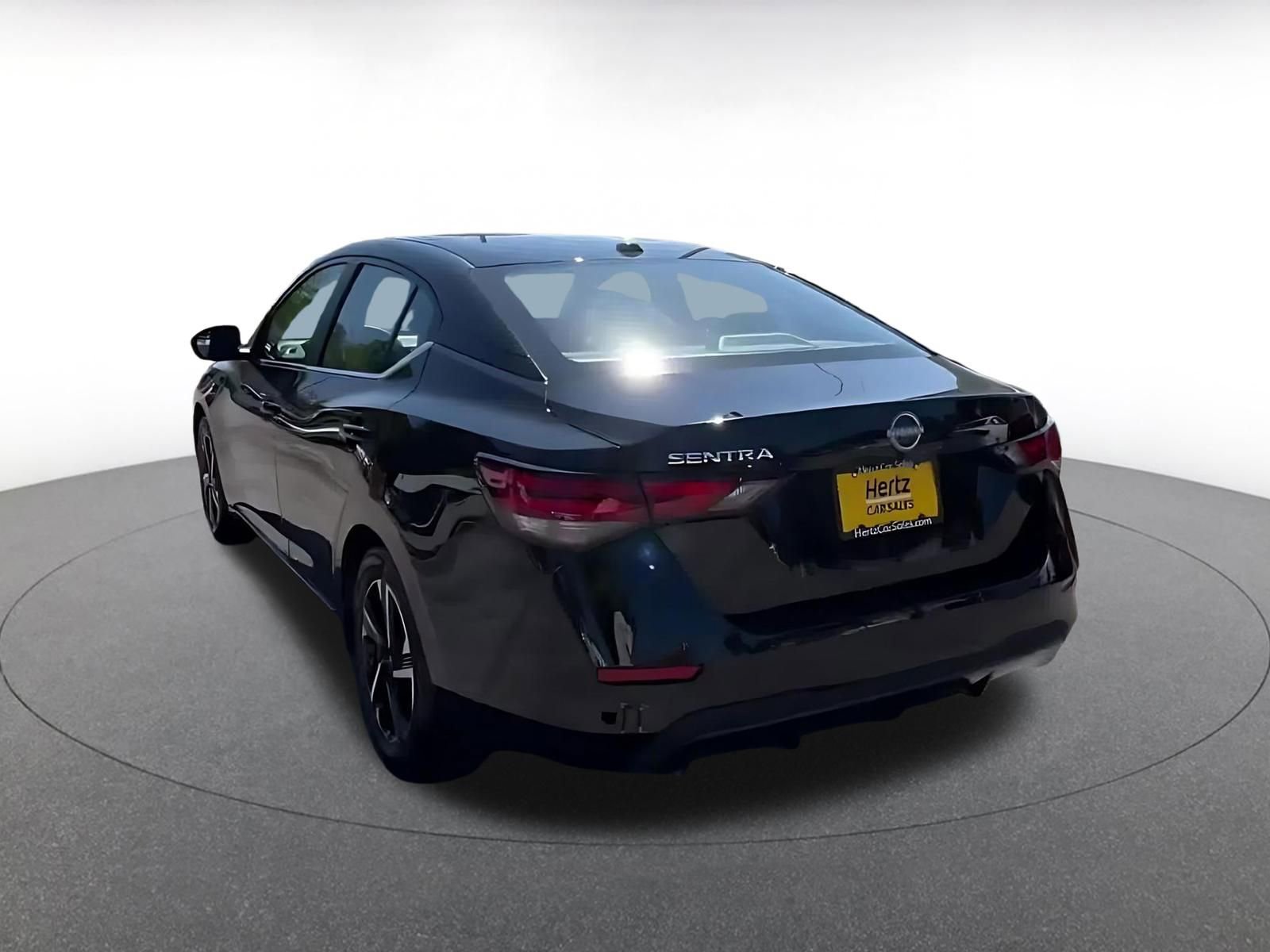 Thumbnail: 2025 Nissan Sentra - 11