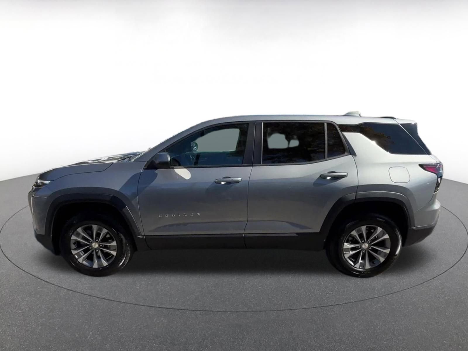 Thumbnail: 2025 Chevrolet Equinox - 9