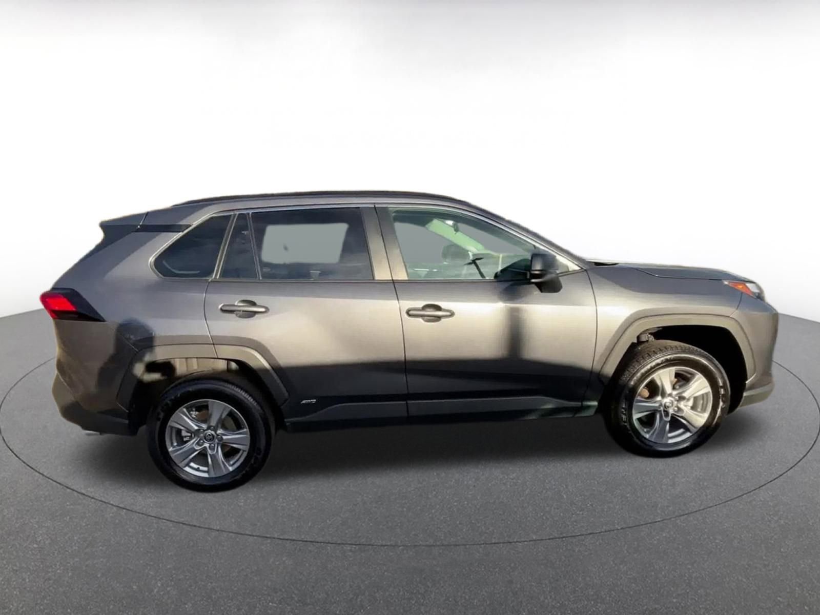 Thumbnail: 2025 Toyota RAV4 - 16