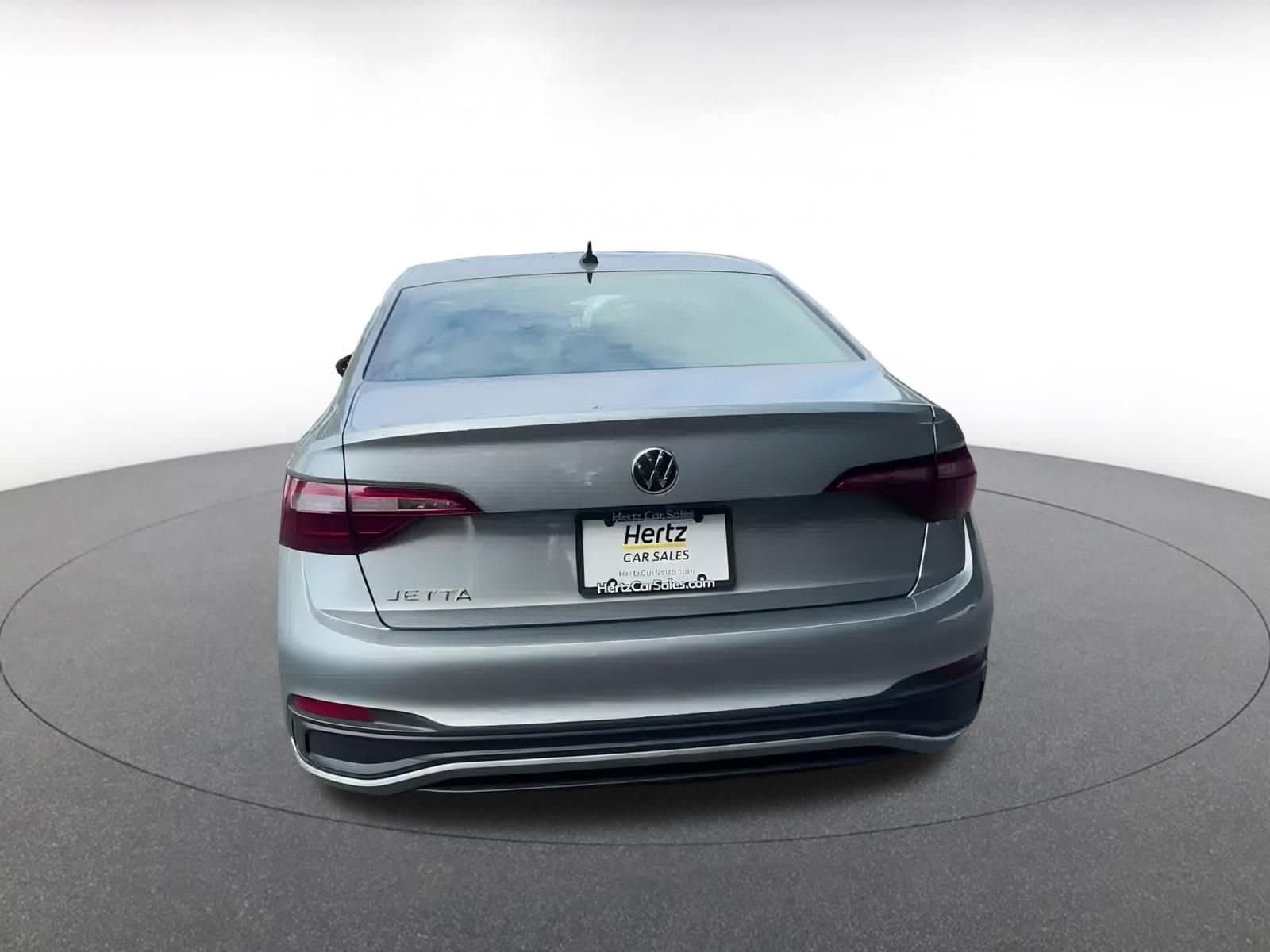 Thumbnail: 2024 Volkswagen Jetta - 12