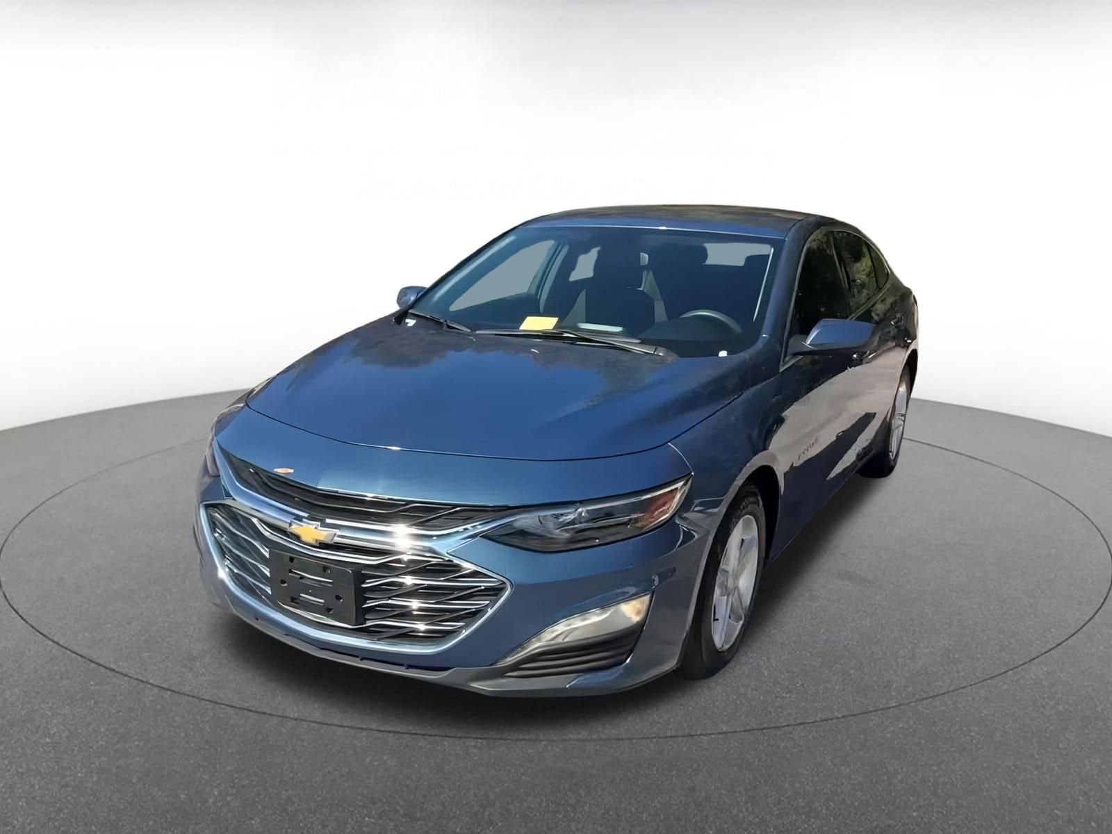Thumbnail: 2024 Chevrolet Malibu - 7