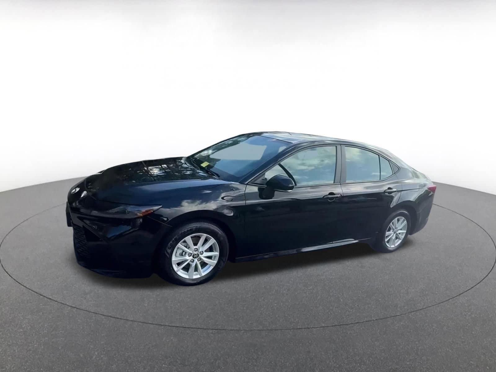 Thumbnail: 2025 Toyota Camry - 8