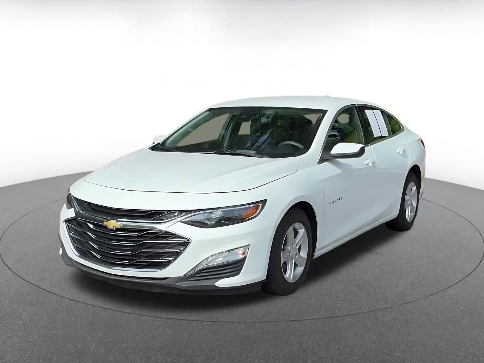 Thumbnail: 2023 Chevrolet Malibu - 8