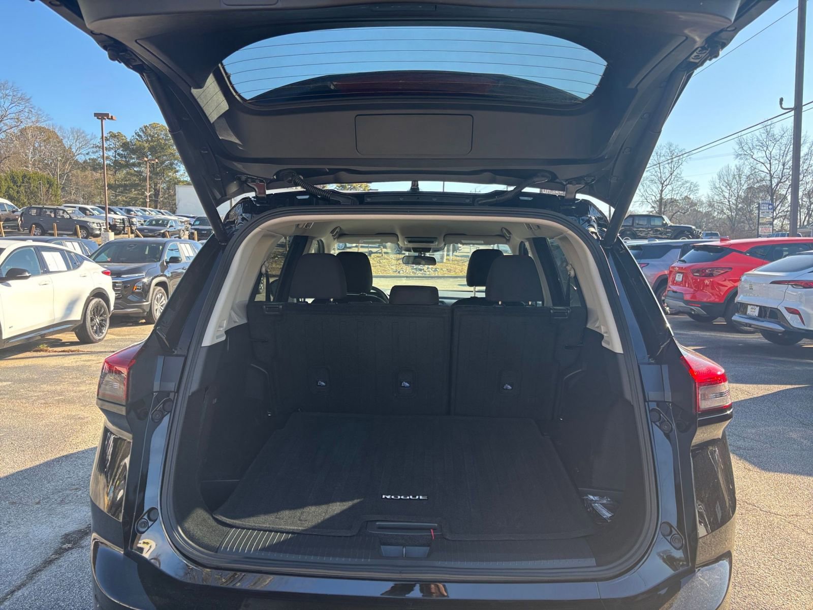 Thumbnail: 2025 Nissan Rogue - 33