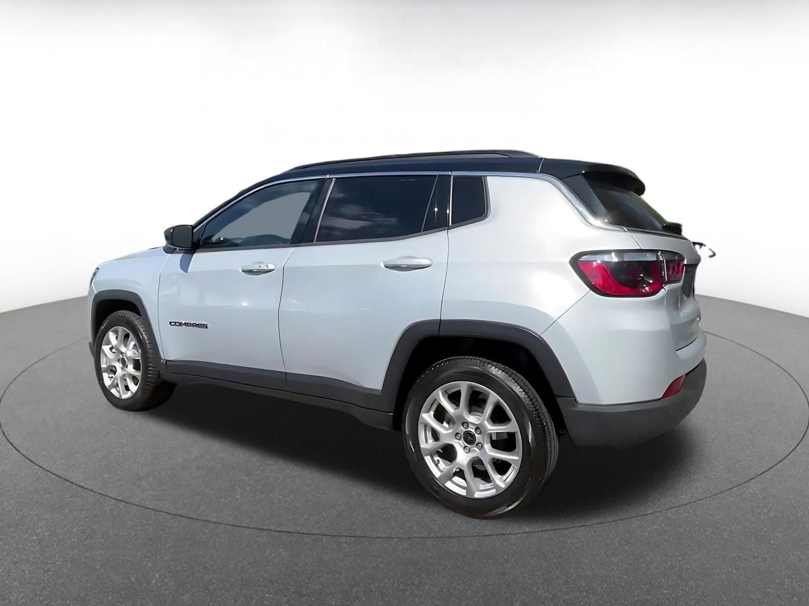 Thumbnail: 2025 Jeep Compass - 10