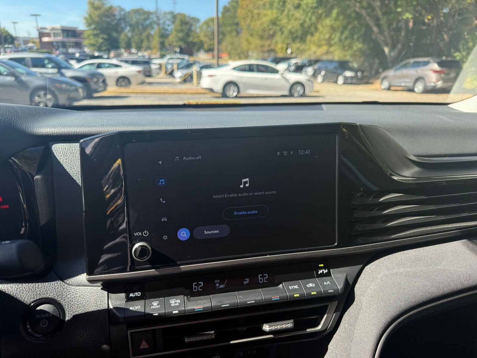 Thumbnail: 2025 Toyota Camry - 21