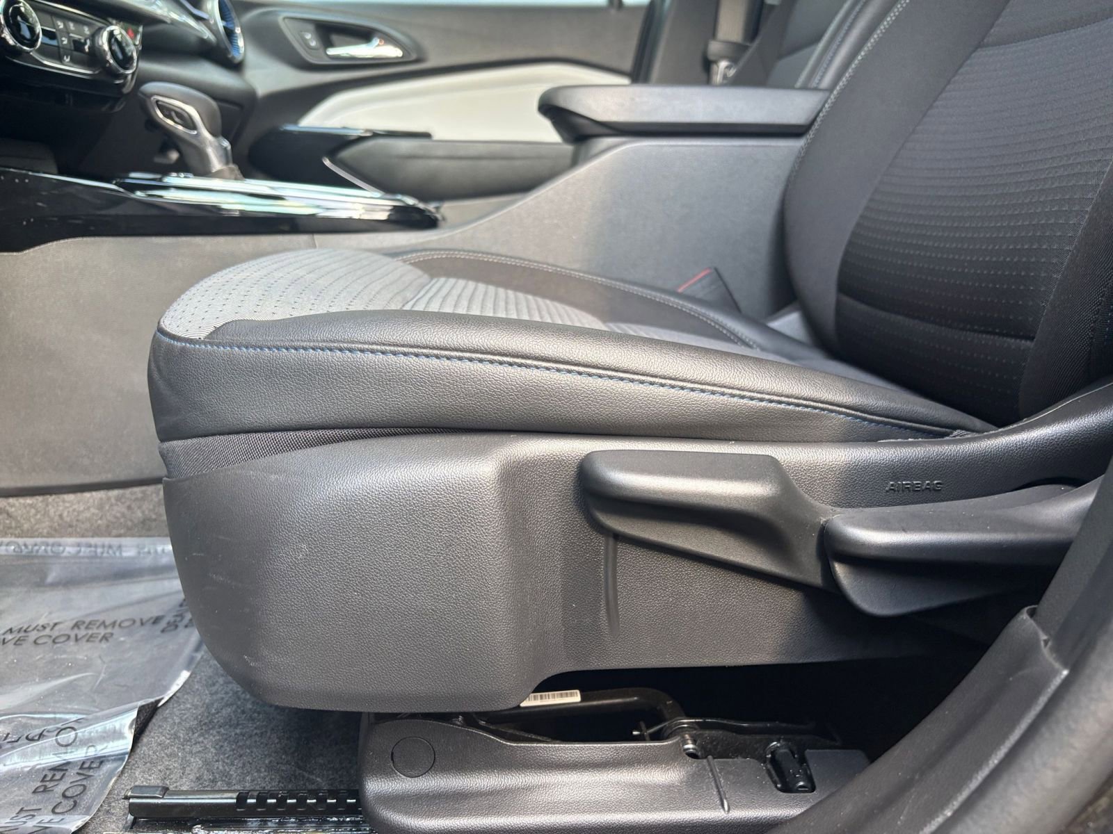 Thumbnail: 2025 Chevrolet Trax - 28