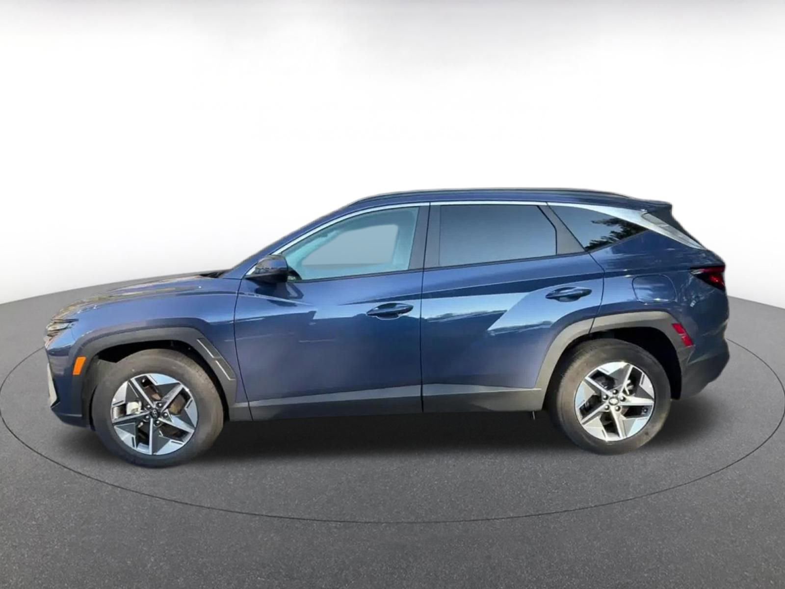 Thumbnail: 2025 Hyundai Tucson - 9