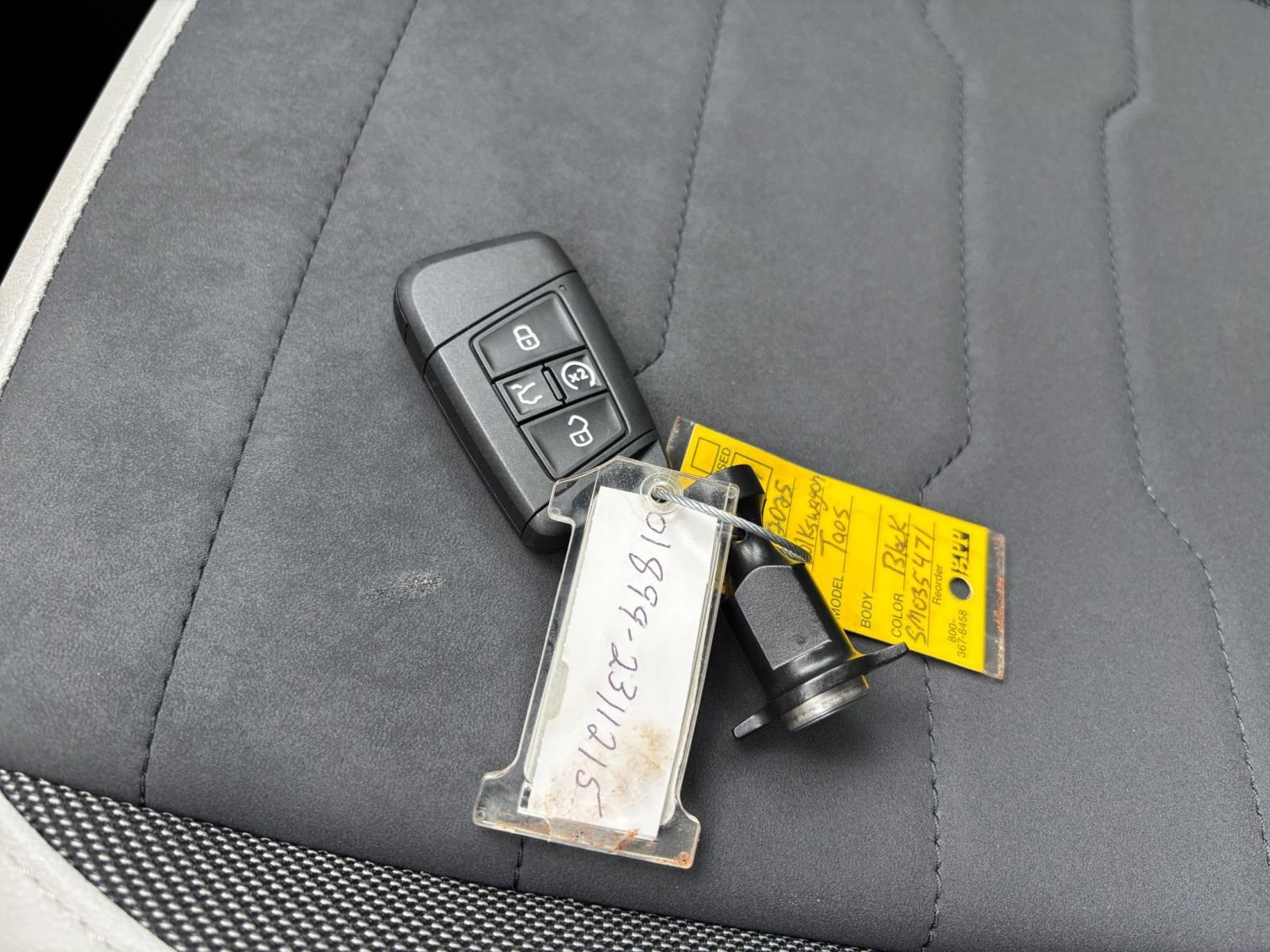 Thumbnail: 2025 Volkswagen Taos - 22