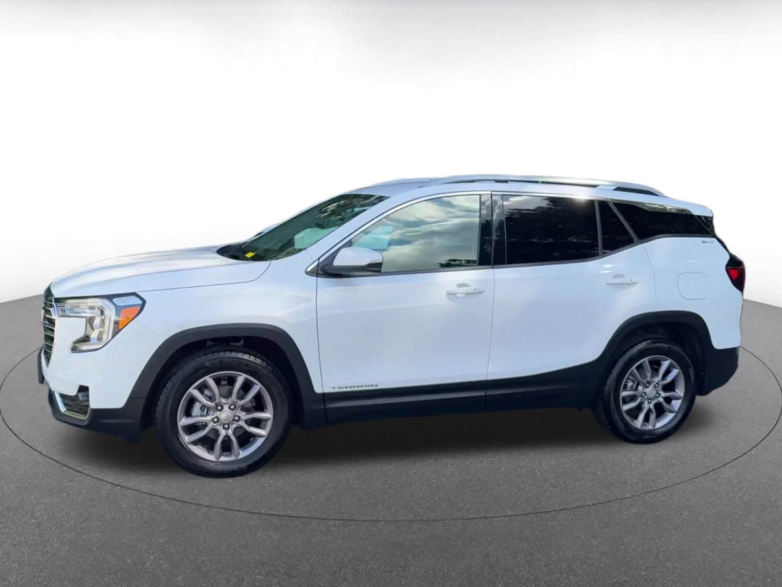 Thumbnail: 2023 GMC Terrain - 7