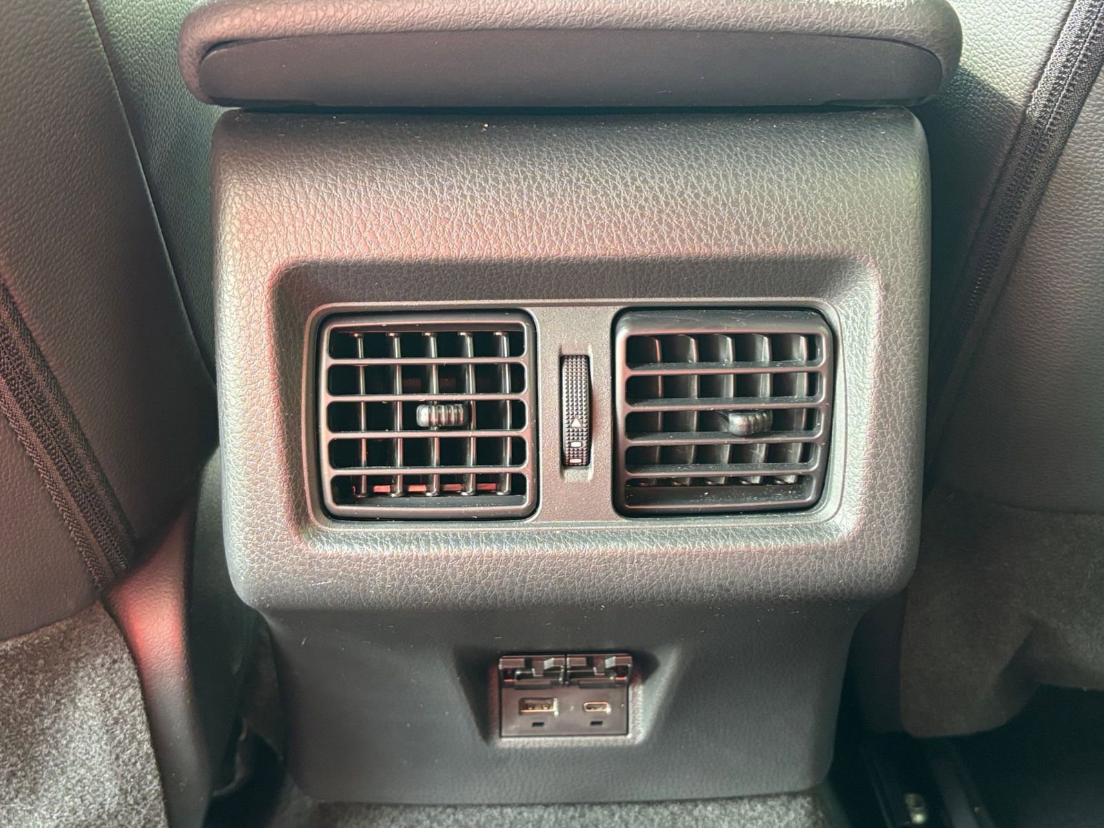 Thumbnail: 2025 Toyota Camry - 24