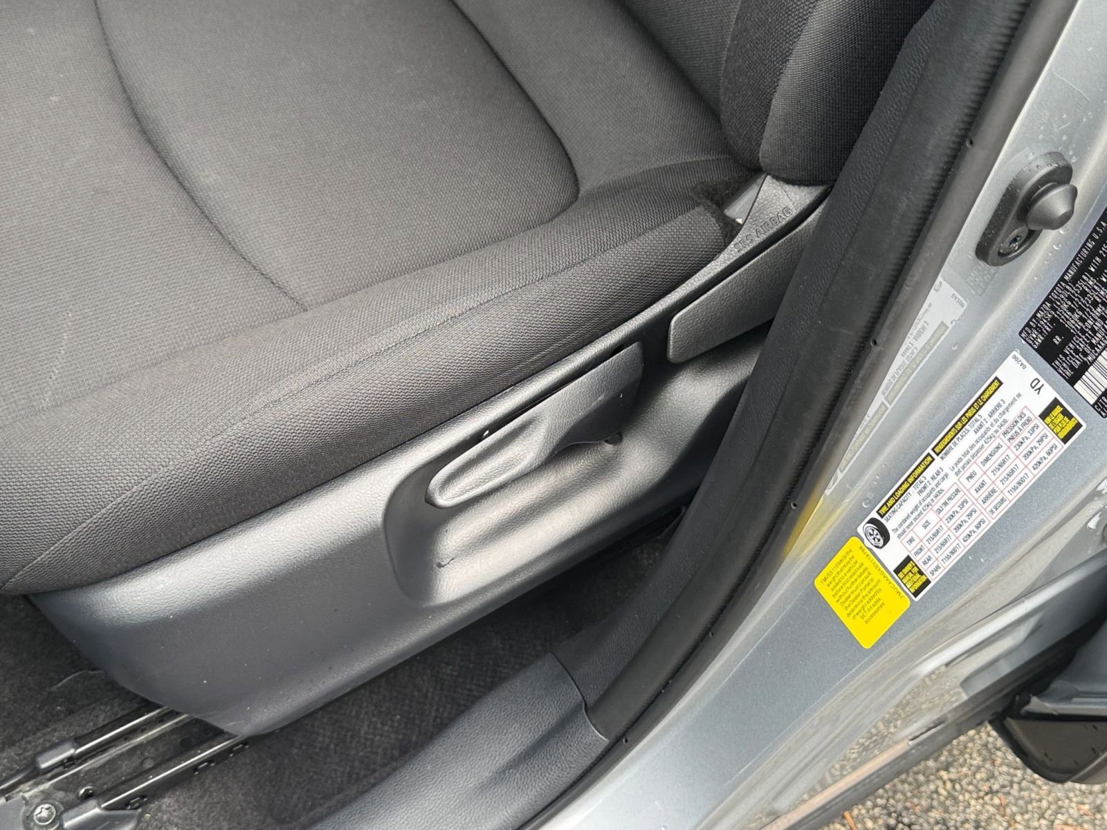 Thumbnail: 2025 Toyota Corolla Cross - 23